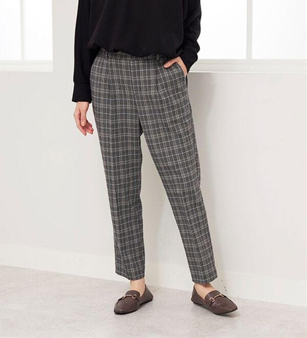 BELLUNA（ベルーナ）の「サマ見え(スーパーウォーム)ウール調素材美脚テーパードパンツ（テーパードパンツ）」｜詳細画像