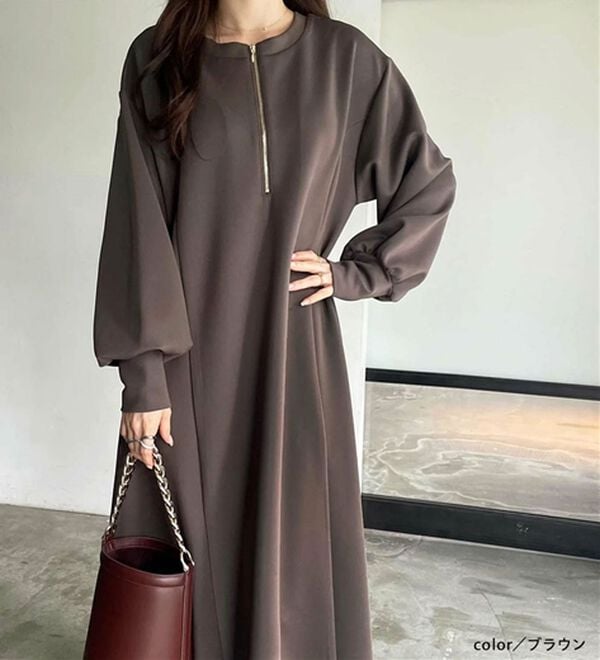 GeeRA（ジーラ）の「【再入荷】1枚で決まる！ハーフジップフレアワンピース（カットソーワンピース）」｜詳細画像