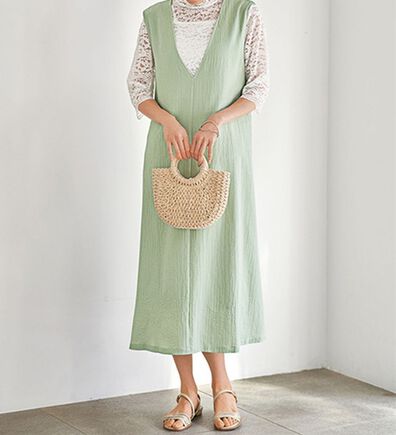 BELLUNA（ベルーナ）の「サラっと素材バックリボンワンピース（その他ワンピース）」