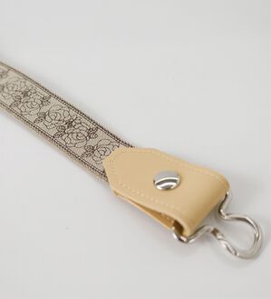 BELLUNA（ベルーナ）の「＜日本製＞ウエストすっきりフリーサイズベルト（ベルト）」｜ベージュ花柄