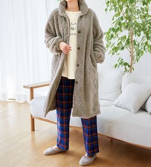 LAVIENNE（ラヴィエンヌ）の「もこもこダイヤフリースガウン（パジャマ・ルームウェア）」｜詳細画像