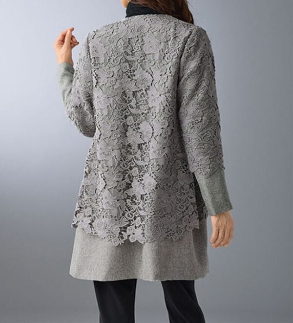 BELLUNA（ベルーナ）の「ケミカルレース使い重ねデザインジャケット（その他ジャケット）」｜詳細画像