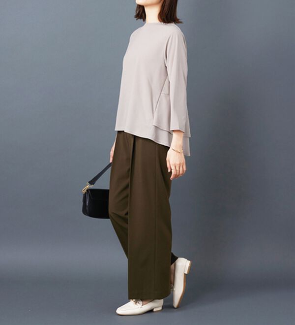 BELLUNA（ベルーナ）の「美人顔バックフレアーブラウス（ブラウス）」｜詳細画像