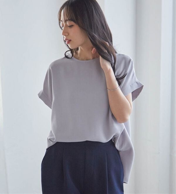 RANAN（ラナン）の「【汗シミ防止】ひんやり&防シワ前後2WAYハーフジップブラウス（ブラウス）」｜詳細画像