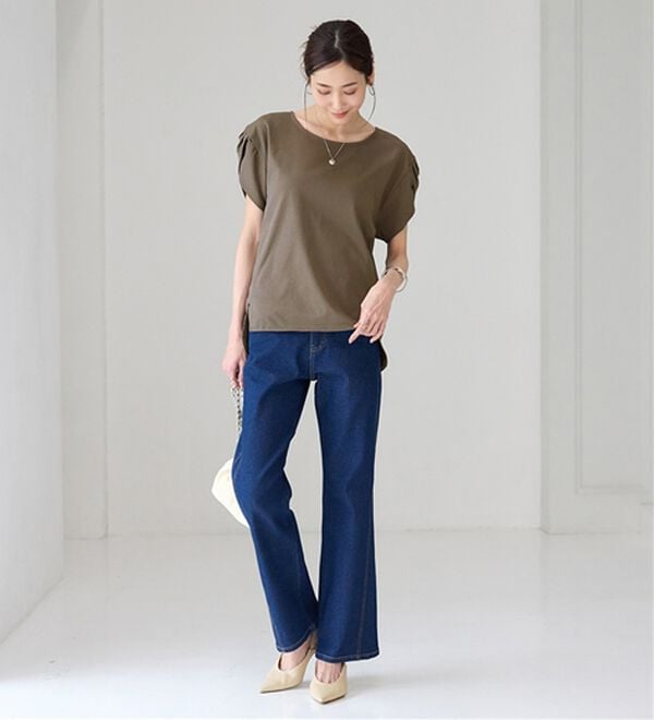 BELLUNA（ベルーナ）の「華奢見せ！後ろ美人デザインプルオーバー（カットソー）」｜詳細画像