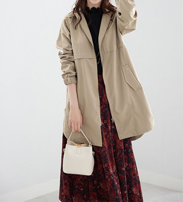 BELLUNA（ベルーナ）の「はっ水加工ボンディング素材ロング丈パーカー（ロングコート）」｜詳細画像