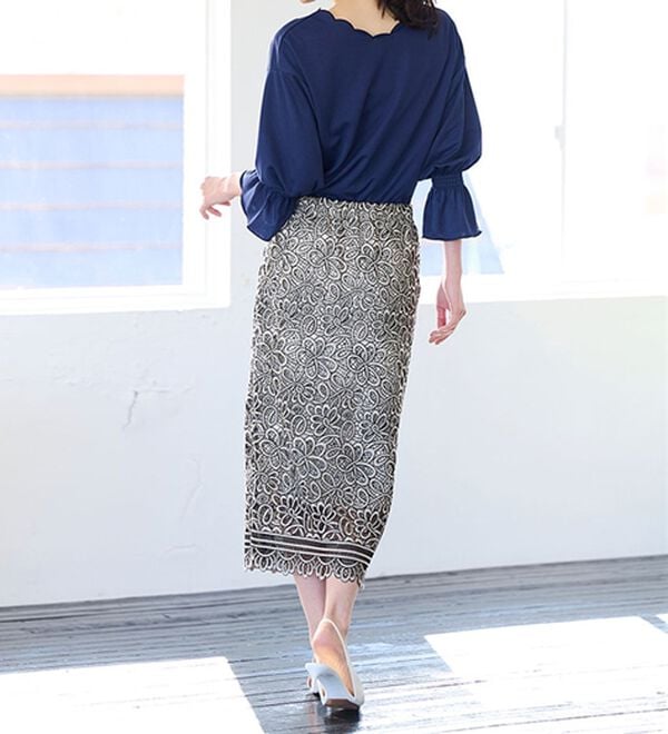 RANAN（ラナン）の「ひんやり！キャンディースリーブスカラップブラウス（カットソー）」｜詳細画像