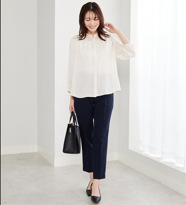 BELLUNA（ベルーナ）の「＜Ｃ／Ｓ＞サテン素材ギャザーデザインブラウス（ブラウス）」｜詳細画像