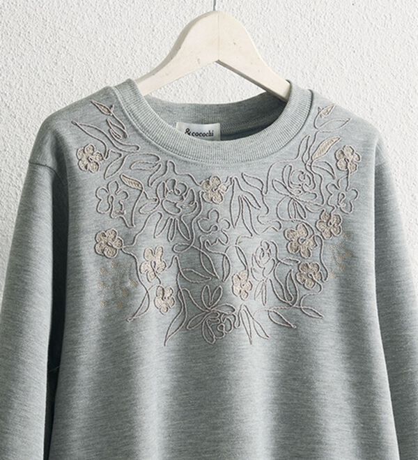 BELLUNA（ベルーナ）の「＜＆ｃｏｃｏｃｈｉ＞刺しゅう使い裏起毛かのこトレーナー（カットソー）」｜詳細画像