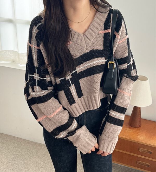 新品同様　PEARLY GATES グレンチェック　春ニットセーター 新品同様 PEARLY GATES グレンチェック 春ニットセーター PEARLY GATES