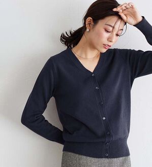 Pierrot（ピエロ）の「【Ｍ～３Ｌ】ふんわり質感プレミアムカシミヤタッチカーディガン（ニットカーディガン）」｜詳細画像