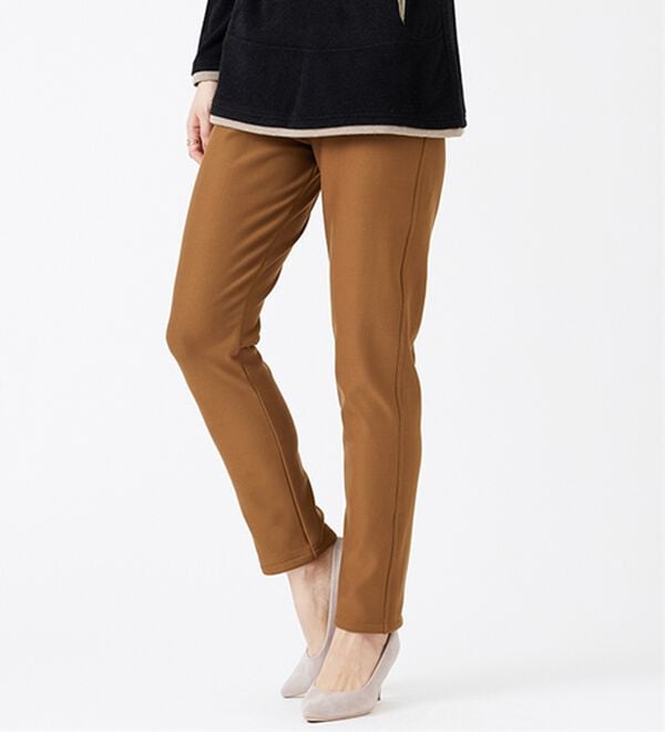 BELLUNA（ベルーナ）の「マシュマロみたいな裏ベロアなめらかストレッチパンツ（フルレングスパンツ）」｜詳細画像