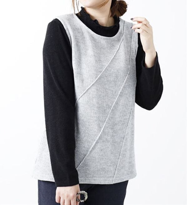 BELLUNA（ベルーナ）の「裏起毛素材タックデザインアンサンブル（アンサンブル）」｜詳細画像