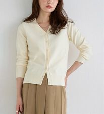 Pierrot（ピエロ）の「【Ｍ～３Ｌ】ふんわり質感プレミアムカシミヤタッチカーディガン（ニットカーディガン）」