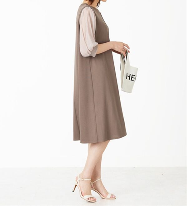 BELLUNA（ベルーナ）の「袖切替デザインシャーリングワンピース（その他ワンピース）」｜詳細画像