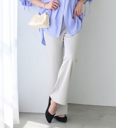 BELLUNA（ベルーナ）の「シュッと体型カバー！ジャストフィットフレアーパンツ（フルレングスパンツ）」