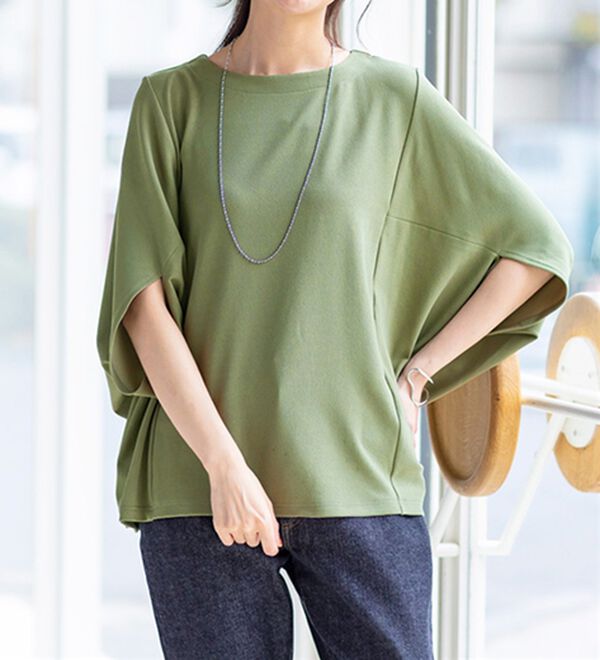BELLUNA（ベルーナ）の「美しく隠す！技ありカットジョーゼットトップス（カットソー）」｜詳細画像