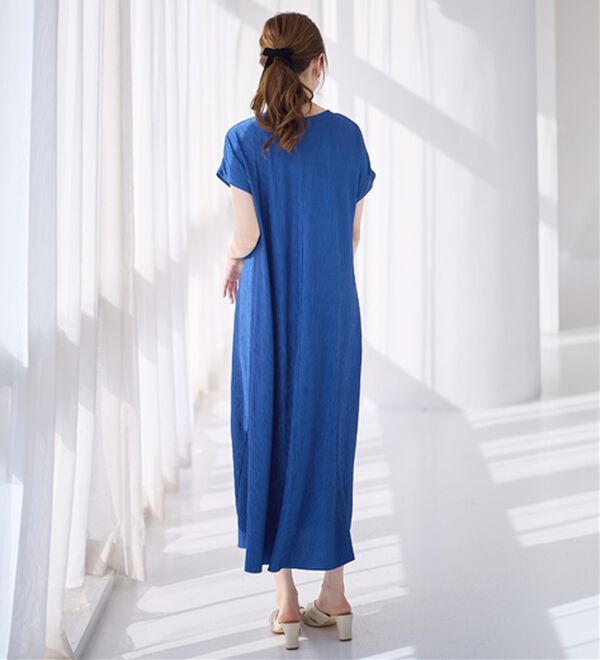 alotta（アロッタ）の「【４つの機能付】ひんやり楽ちん快適！フレアーワンピース（カットソーワンピース）」｜詳細画像