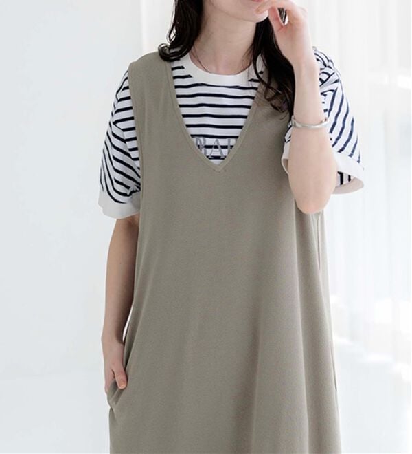 BELLUNA（ベルーナ）の「【２点セット】ロゴＴシャツ付ワンピースアンサンブル（アンサンブル）」｜詳細画像