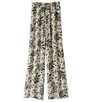 BELLUNA（ベルーナ）の「ヒンヤリ！レーヨン素材プリントワイドパンツ（ワイドパンツ・ガウチョ）」｜ボタニカル柄