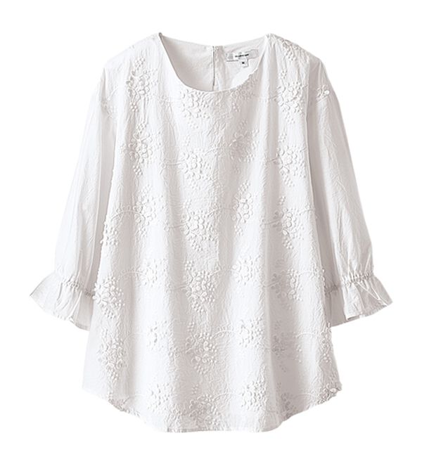 BELLUNA（ベルーナ）の「【店舗・ネット限定】モチーフレース使い袖ギャザーブラウス（ブラウス）」｜詳細画像