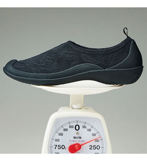 BELLUNA（ベルーナ）の「改良版幅広のびの～びクッションシューズ（スリッポン）」｜詳細画像