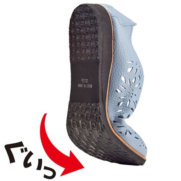 BELLUNA（ベルーナ）の「牛革パンチングレザースリッポンシューズ（スリッポン）」｜詳細画像