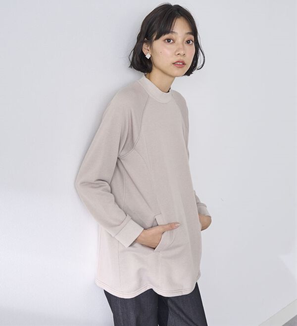 BELLUNA（ベルーナ）の「綿入り素材ラグランデザインポケットトレーナー（トレーナー・スウェット）」｜詳細画像