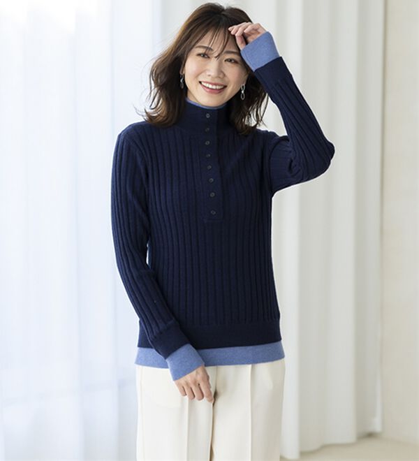 BELLUNA（ベルーナ）の「多ボタン使い配色ニットプルオーバー（ニット・セーター）」｜詳細画像