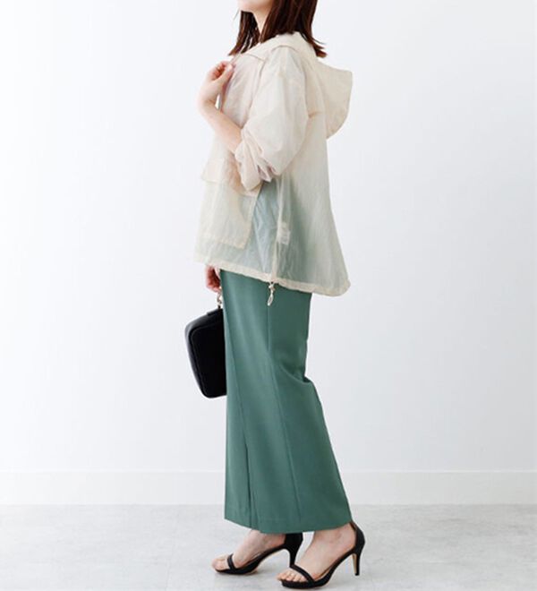 BELLUNA（ベルーナ）の「シアー素材フード付きブルゾンジャケット（ブルゾン）」｜詳細画像