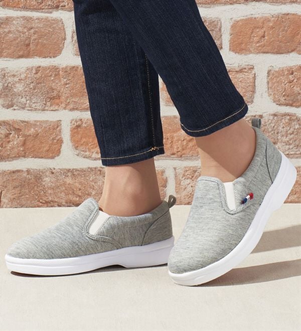 「Ｒｅｄ　Ｐｉｎｅ（レッドパイン）　はっ水スリッポンスニーカー（スリッポン）」｜詳細画像