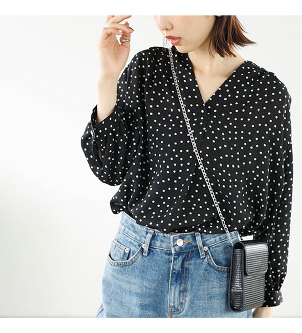 GeeRA（ジーラ）の「シルエットきれい！上品7分袖デザインブラウス（ブラウス）」｜詳細画像