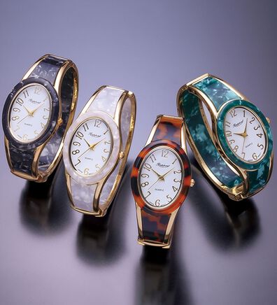 「着脱簡単文字が大きいブレスレットウォッチ（腕時計）」