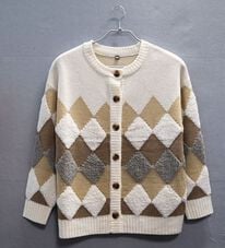 BELLUNA（ベルーナ）の「＜ｓｏｒａｆｕｋｕ＞アーガイル柄ニットカーディガン（ニットカーディガン）」