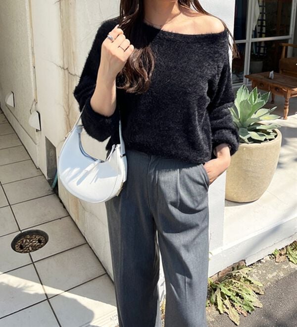 GeeRA（ジーラ）の「シャギーオフショルニット（ニット・セーター）」｜詳細画像