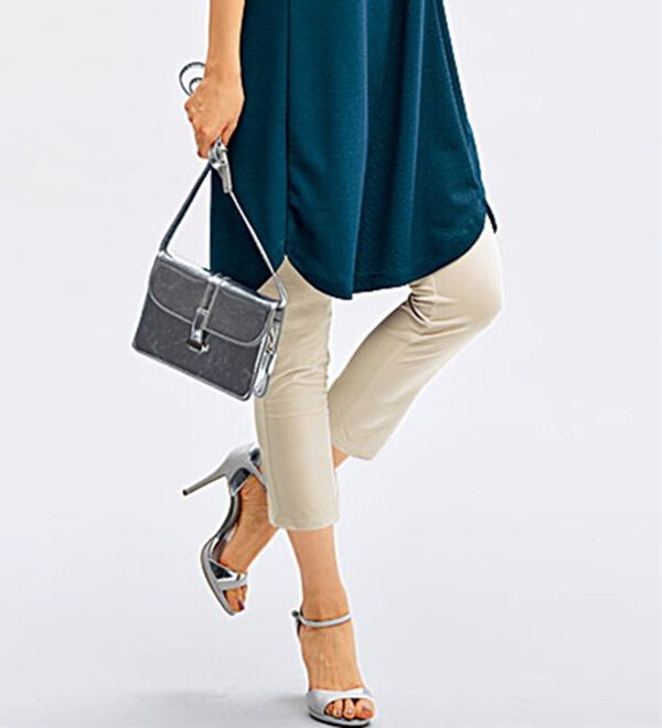 BELLUNA（ベルーナ）の「ヒンヤリ冷感ＵＶ対策レギンス（スパッツ・レギンス）」｜ライトグレー