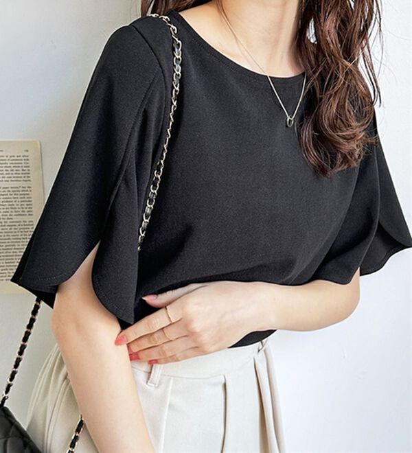 GeeRA（ジーラ）の「スリット入りフレアースリーブＴブラウス（ブラウス）」｜詳細画像