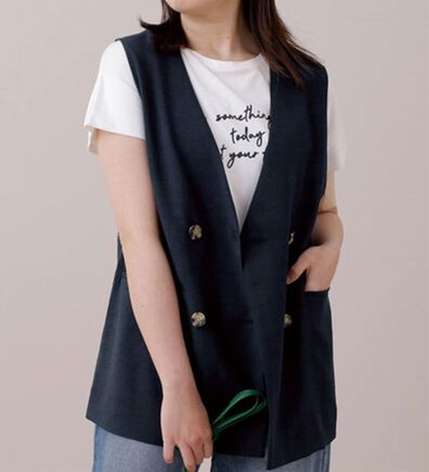 BELLUNA（ベルーナ）の「麻調素材ノーカラージレ（ジレ）」