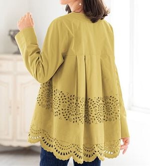 ルフラン（ルフラン）の「カットワークレース切替ブルゾン（ブルゾン）」｜ベージュ