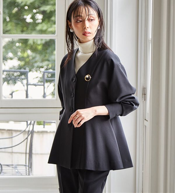 RANAN（ラナン）の「【２点セット】Ｖネックペプラムセットアップ（パンツスーツ）」｜詳細画像