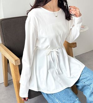 GeeRA（ジーラ）の「リボン付きペプラムカットソー（カットソー）」｜オフホワイト