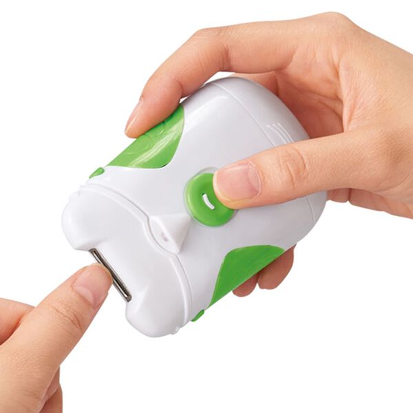 「ＬＥＤ電動爪切り＆電動角質削りセット（その他美容・健康機器）」｜詳細画像