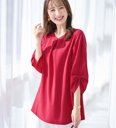 alotta（アロッタ）の「＜６つの機能付＞７分袖Ａラインフレアチュニックブラウス（チュニック）」