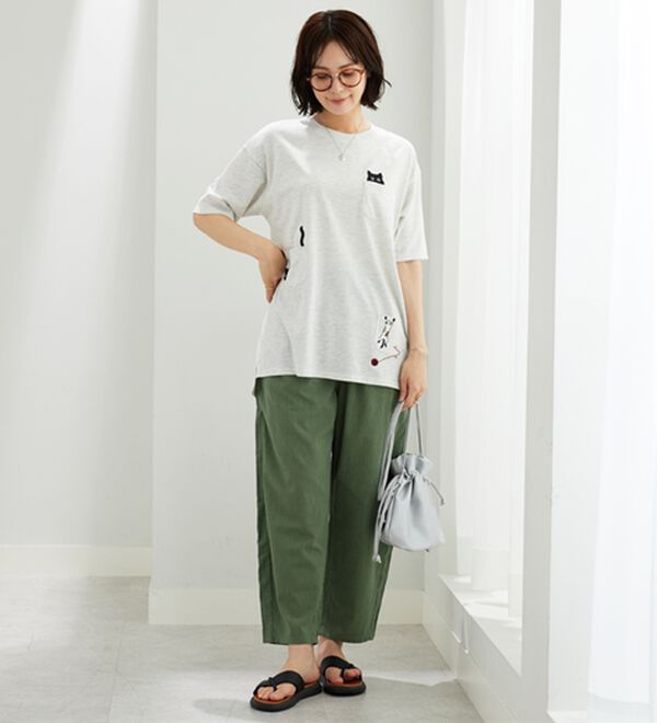 BELLUNA（ベルーナ）の「ネコ刺しゅうビッグプルオーバー（カットソー）」｜詳細画像