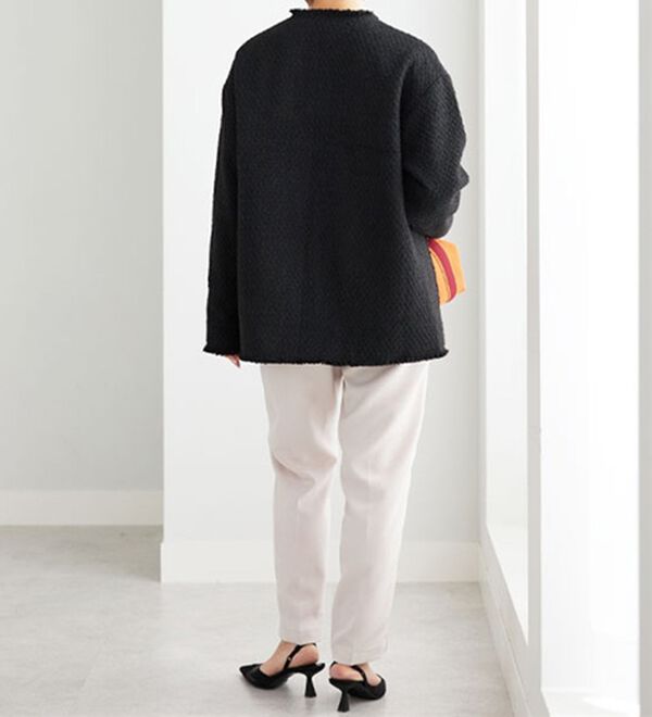 稲沢小町✨DANA PARIS バラ柄 ノーカラージャケットリボンベルト付 稲沢小町✨DANA PARIS バラ柄 ノーカラージャケットリボンベルト