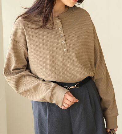 A HAPPY MARILYN（アハッピーマリリン）の「【大きいサイズ】【Ｌ～８Ｌ】着心地さらり　エアドライワッフルヘンリーネックロンＴ（Tシャツ）」