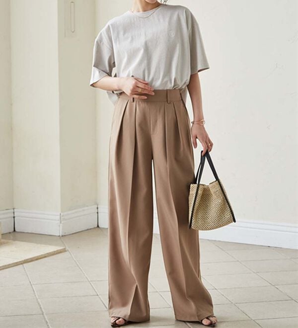 RANAN（ラナン）の「ヴィンテージライクロゴTシャツ（カットソー）」｜詳細画像