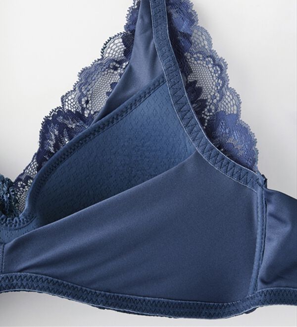 LAVIENNE（ラヴィエンヌ）の「すっぽりフルカップブラ＆ショーツ（ブラジャー＆ショーツセット）」｜詳細画像