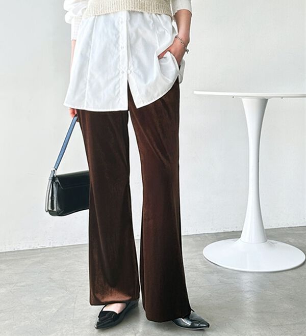 GeeRA（ジーラ）の「ベロアフレアパンツ（フルレングスパンツ）」｜詳細画像