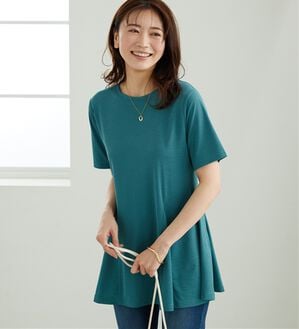 BELLUNA（ベルーナ）の「冷感フレアーシルエットチュニック（チュニック）」｜グリーン